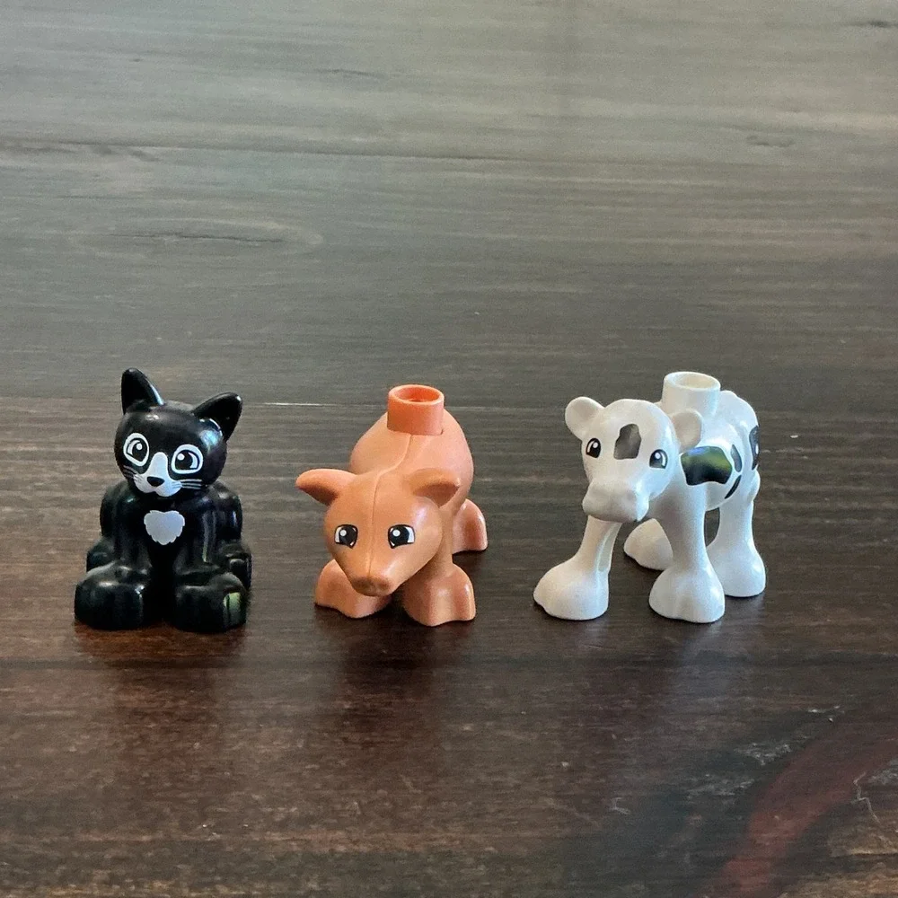 LEGO Duplo Farm Animal Figures Lot Black Cat Tan Pig White Spotted Cow 3pc Set‎
